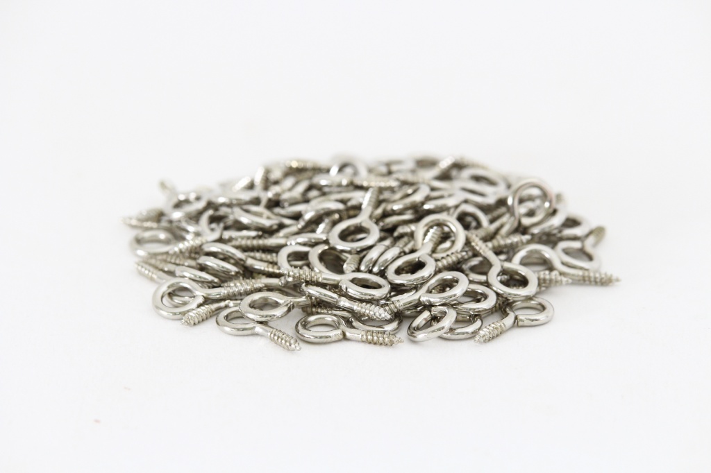 Small Screw Eye (qty100)