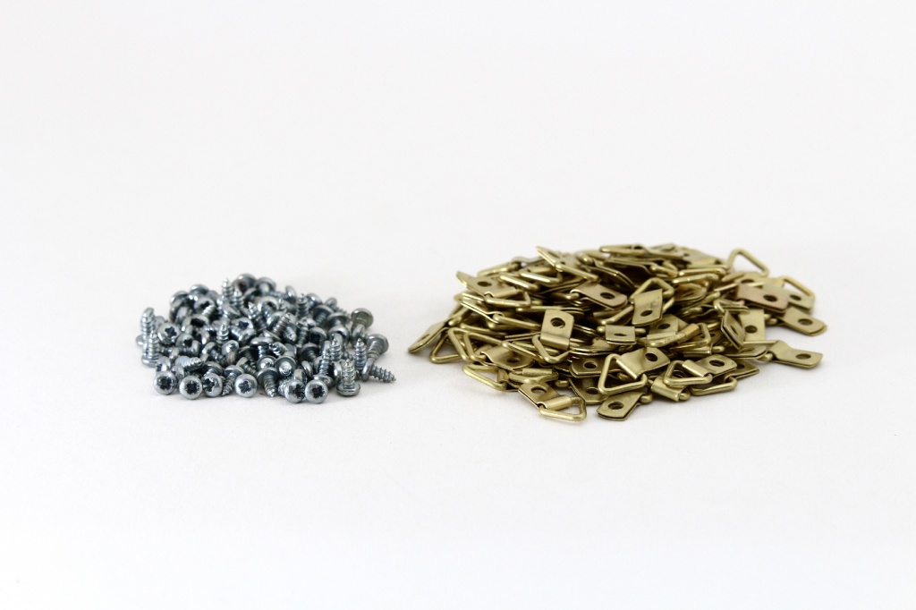 Mini Hangers with Screws (qty100)