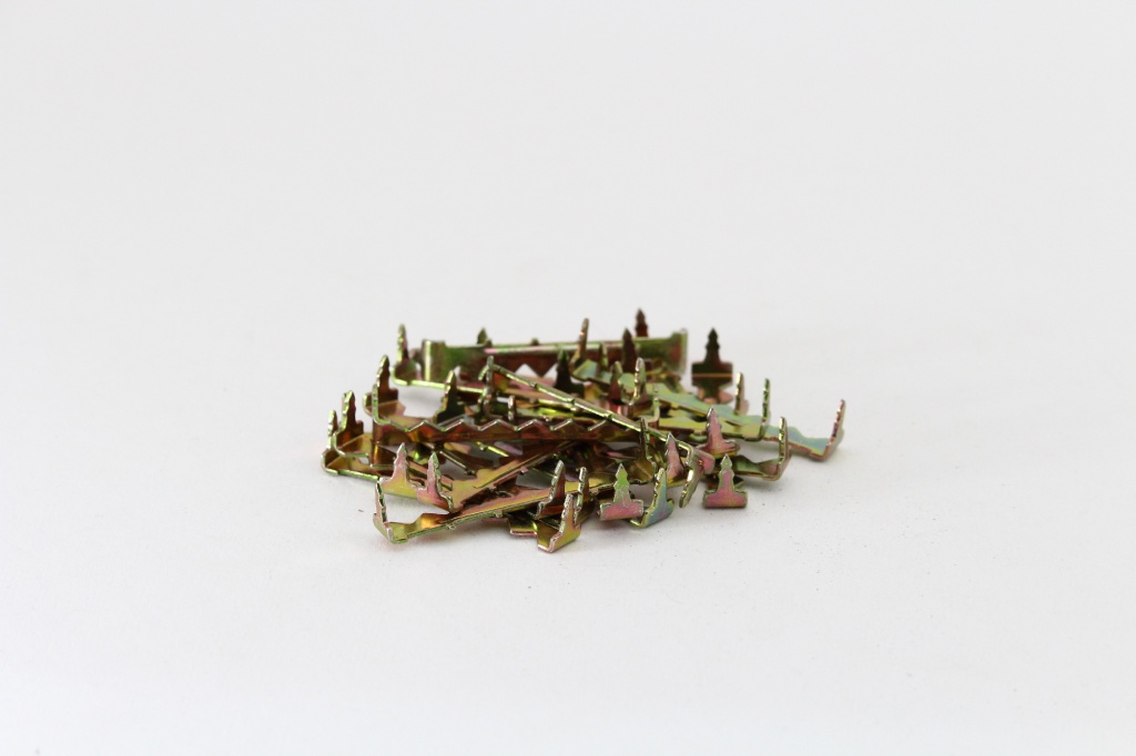 Sawtooth Nail-less 49mm (qty20)